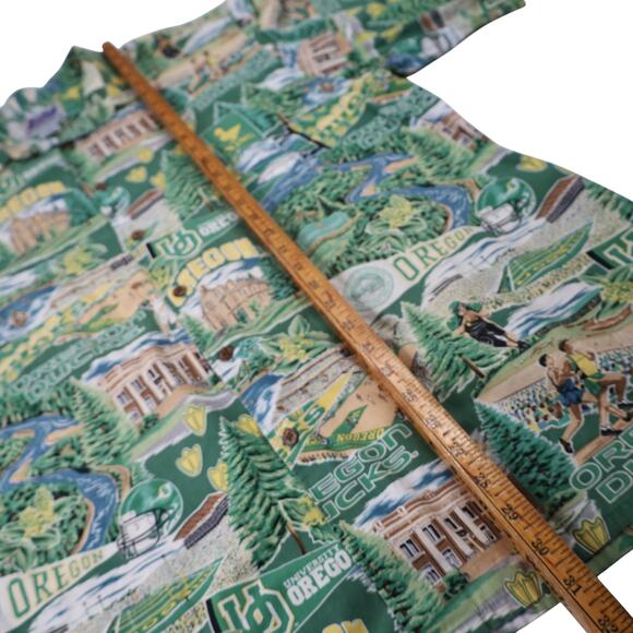 Vintage Reyn Spooner University of Oregon Ducks Collage Hawaiian Shirt - Picture 9 of 9